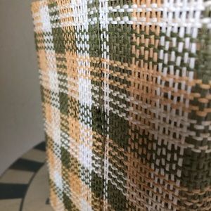 Vintage Accents - Vintage Woven Green And Yellow Basket! Vintage Accents - Vintage Woven Green And Yellow Basket!